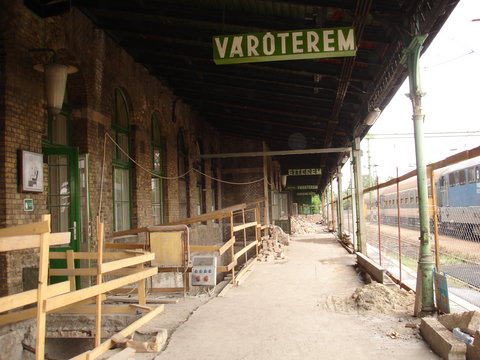 110_20060309174320_464.jpg