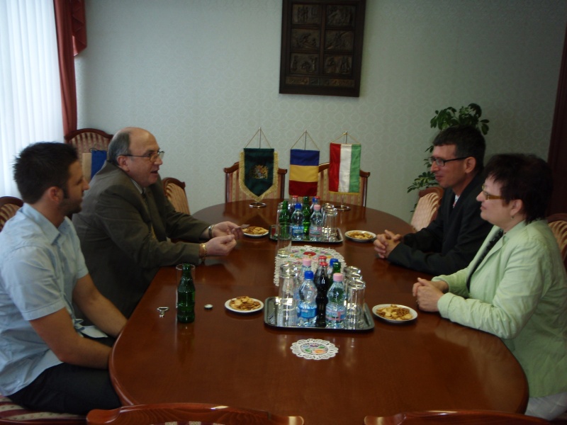  Búcsúzott a román főkonzul 