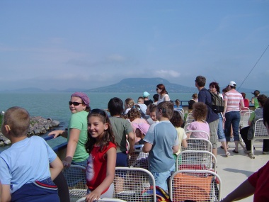 A Balatonon kapcsolódtak ki a Klúg diákjai 