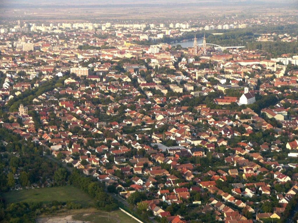 Kalandozások Tiszán innen, Tiszán túl 