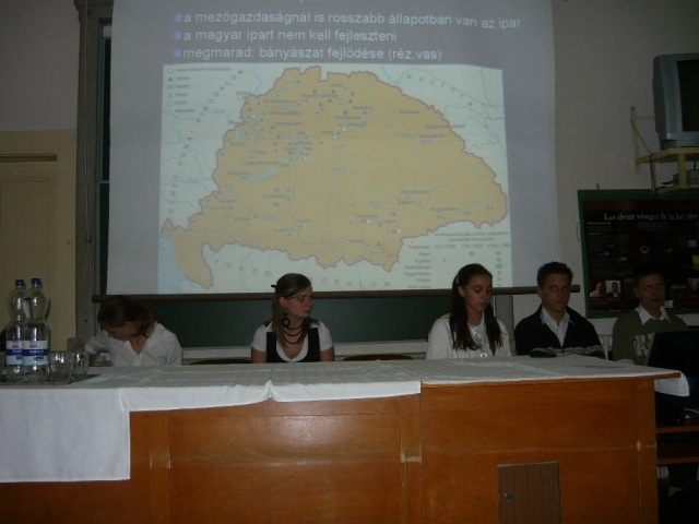 batsanyi_konf_091126_2_598_20091126145542_902.JPG