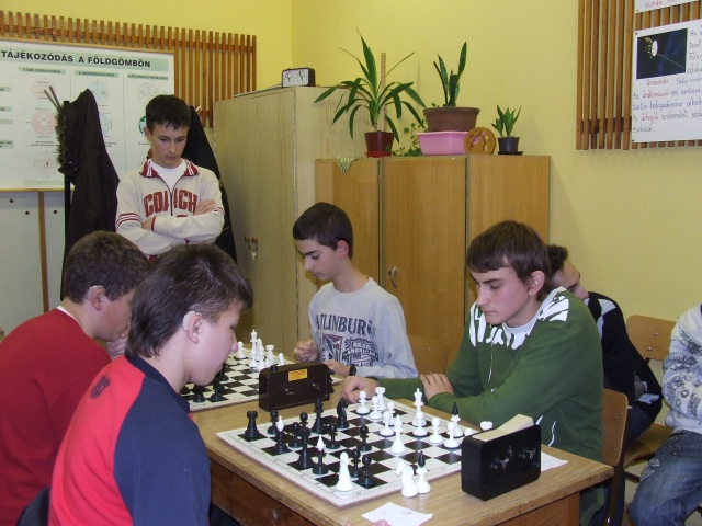 sakk_091126_2_186_20091126115853_428.JPG