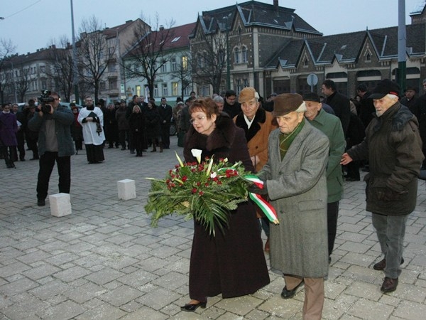 megemlekezes_100113_3_901_20100114142455_79.JPG