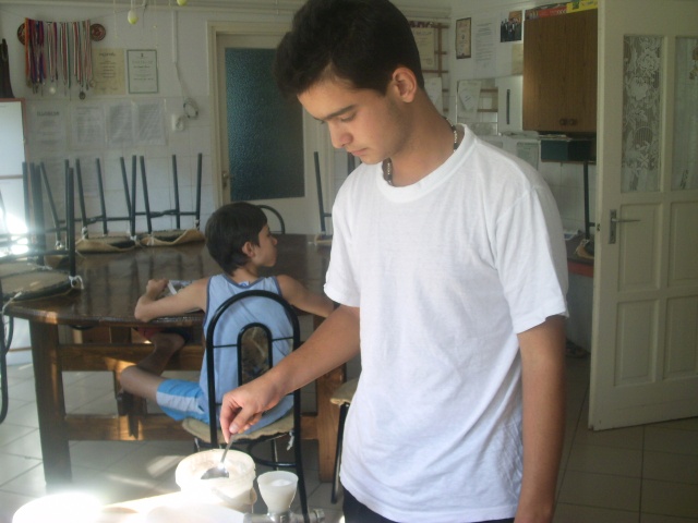 nudli_100204_7_112_2010021885736_836.JPG