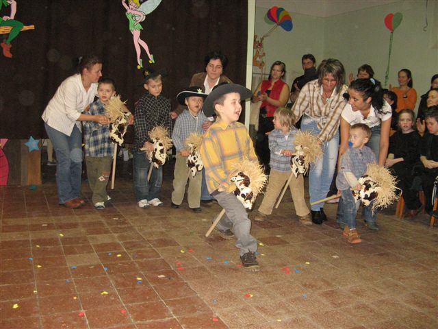 farsang_068_937_20100317140450_32.jpg