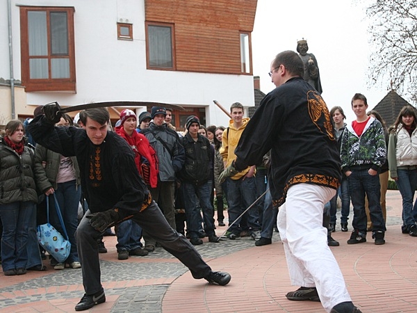 szablya_100304_1_428_20100304151252_656.JPG