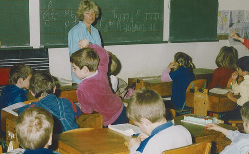 Kisiskolások Kisiskolások