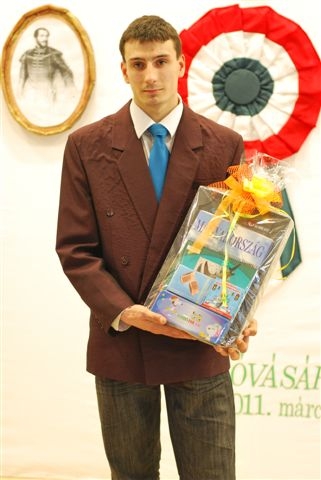 Országos első a Rigó szavaló diákja