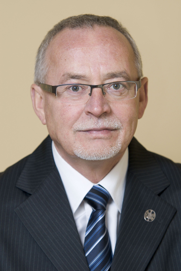 Kakas Béla, Sándorfalva polgármestere Kakas Bélával