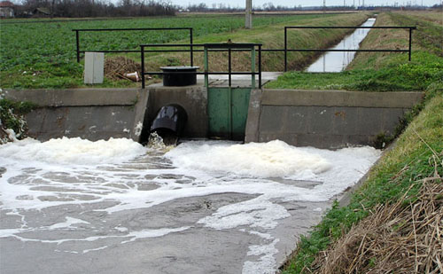 A belvízhelyzet sajnos még nem oldódott meg a megyében A belvízhelyzet sajnos még nem oldódott meg a megyében