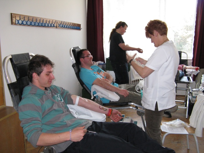 Véradó nap a Zsoldos-iskolában img_1027_224_2011042092348_764.JPG