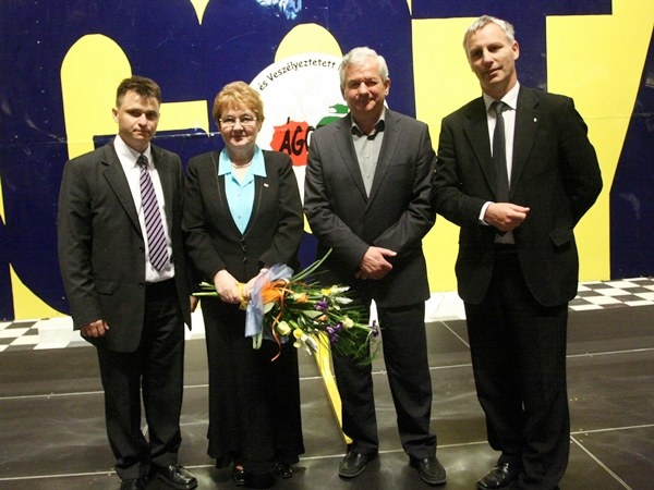 Megtelt a Dóm az ÁGOTA gyermekvédelmi konferenciájára  