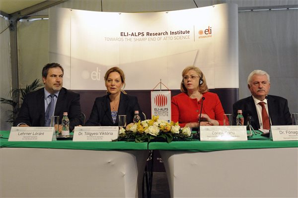 Az EU új tagállamaiban egyedülálló beruházás valósul meg Szegeden