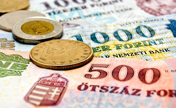 Több mint 4,5 millió forint sportegyesületeknek
