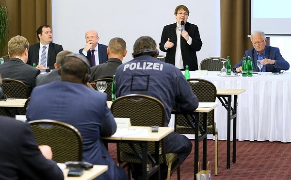 Csongrád megyébe látogatott egy uniós szakbizottság: a CIVEX megtekintette a határvédelmet