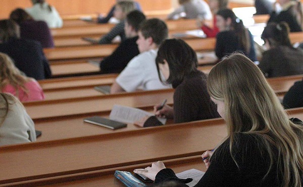 Lemorzsol&oacute;d&aacute;s cs&ouml;kkentő program indult az SZTE-n