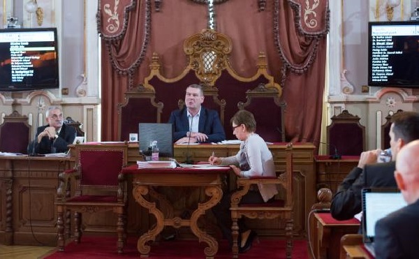 15 napirendi pontot tárgyalt a szegedi közgyűlés