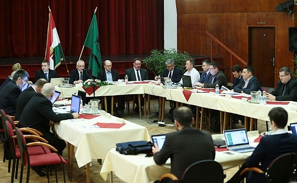Megyei díjazottakról is döntött a közgyűlés