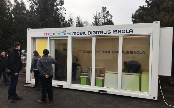 Mobil Digitális Iskola Hódmezővásárhelyen