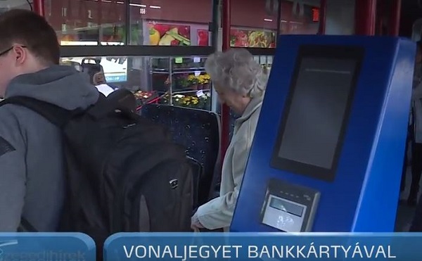 A szegedi a trolikon &eacute;s villamoson bankk&aacute;rty&aacute;val is lehet fizetni jegyv&aacute;s&aacute;rl&aacute;s eset&eacute;n - forr&aacute;s: szeged.hu