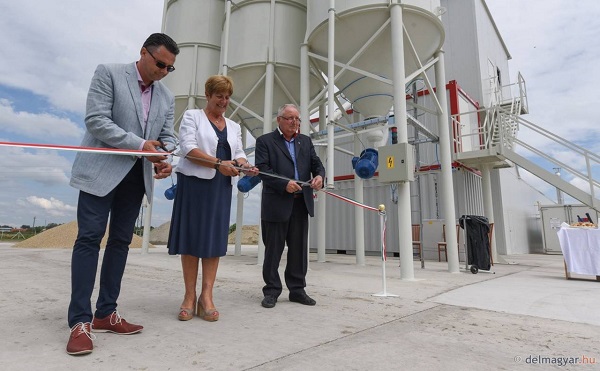 &Uacute;j betonkeverő &uuml;zem a kisteleki ipari parkban