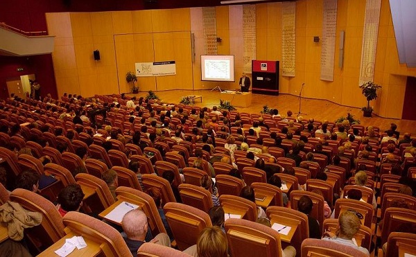 Kezdődik az SZTE Szabadegyetem új szemesztere