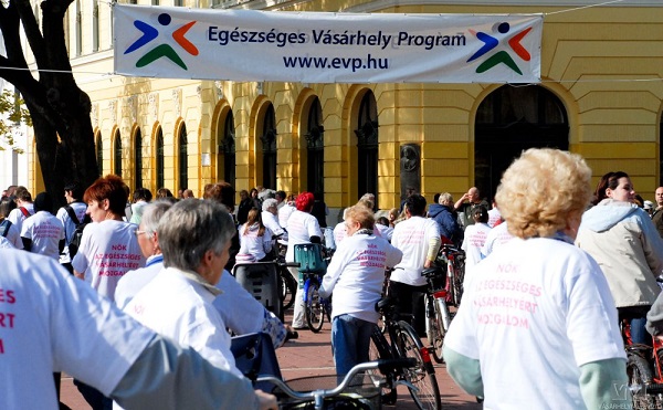 10 &eacute;ves az Eg&eacute;szs&eacute;ges V&aacute;s&aacute;rhely Program