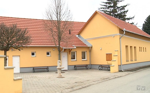 Megújult a maroslelei könyvtár