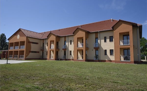 &Aacute;tadt&aacute;k az &uacute;j munk&aacute;ssz&aacute;ll&aacute;st M&oacute;rahalmon