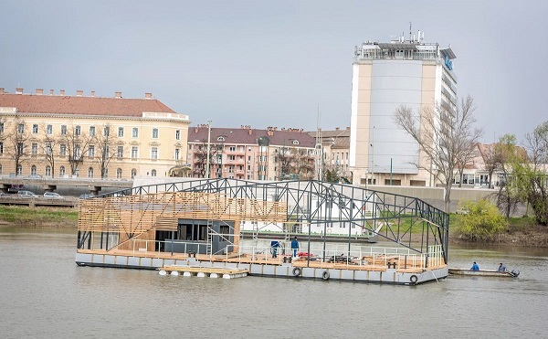 Kishajókikötőt alakítottak ki a Tiszán