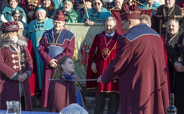 Bős&eacute;ges szőlőterm&eacute;st j&oacute;soltak &Oacute;pusztaszeren