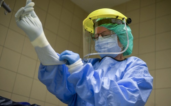 Levegőfertőtlenítő berendezéseket helyeztek el a szegedi klinikákon