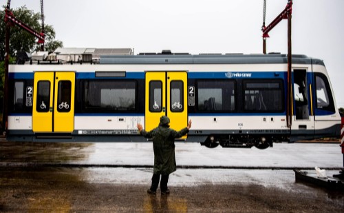 Megérkezett a hatodik tram-train is