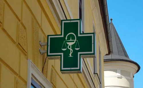 Két gyógyszertárat nyit az SZTE Szegeden