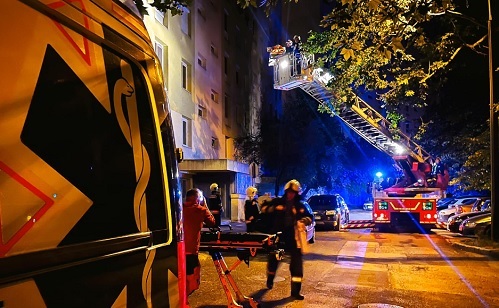 A férje, mentők és egy tűzoltóautó is küzdött egy nő megmentéséért Szegeden